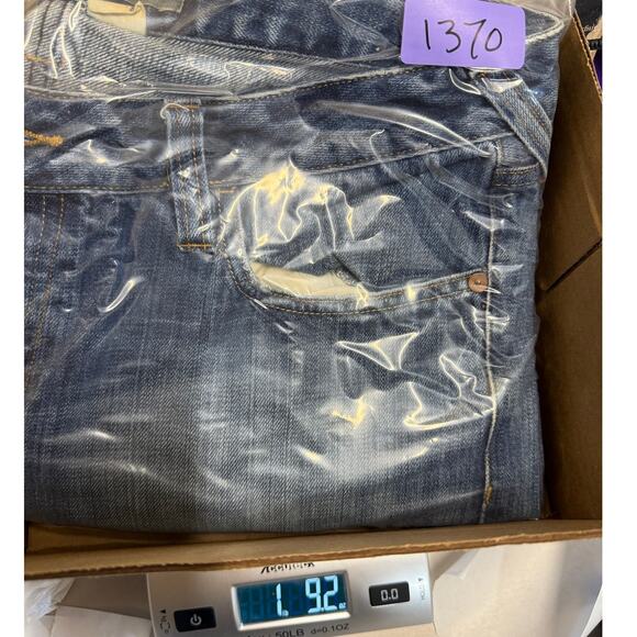 H&M &Denim 36X30 Fit LAD Straight Leg Jeans Distressed Midrise Grunge Streetwear - Picture 11 of 11